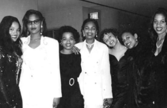 Miya Ali with her sisters on the 50th birthday of their father.